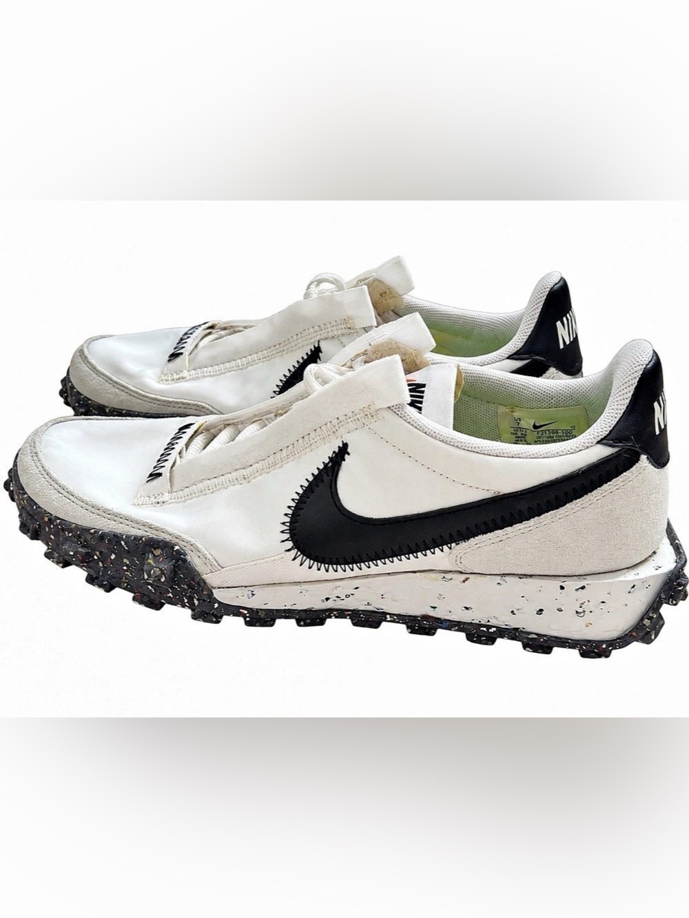Nike Waffle Racer Crater Sneakers in White & Black US 7